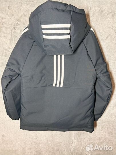 Демисезонная куртка на мальчика