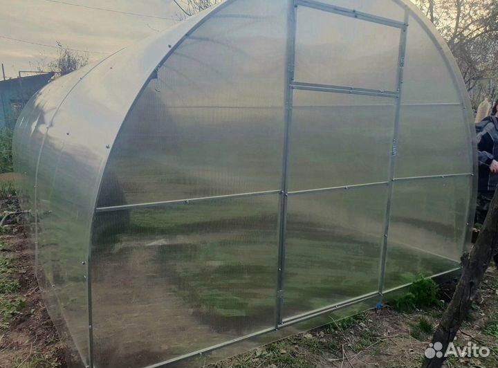 Теплица из поликарбоната