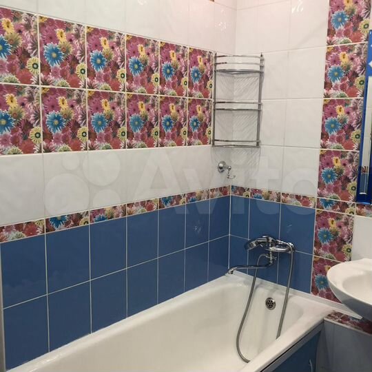 3-к. квартира, 70 м², 6/10 эт.