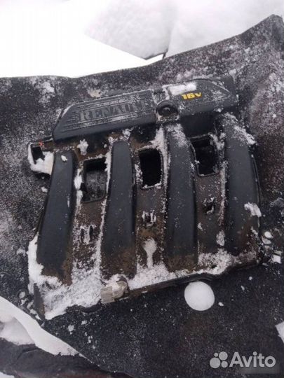 Впускной коллектор Renault Megane 2002