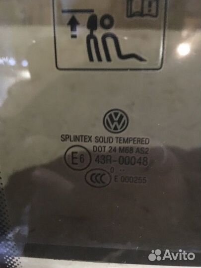 Стекло глухое заднее правое Volkswagen Golf Plus