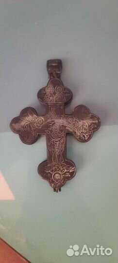 Крест энколпион, мощевик