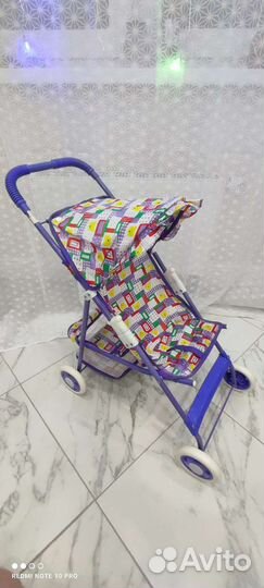 Коляска для кукол