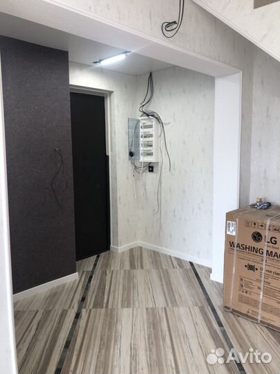 Поклейка обоев