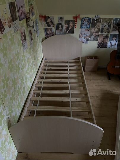 Кровать односпальная