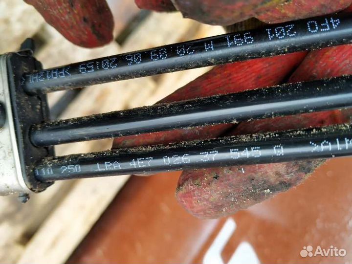 Трубка топливная Audi A6 C6 3.2 2007