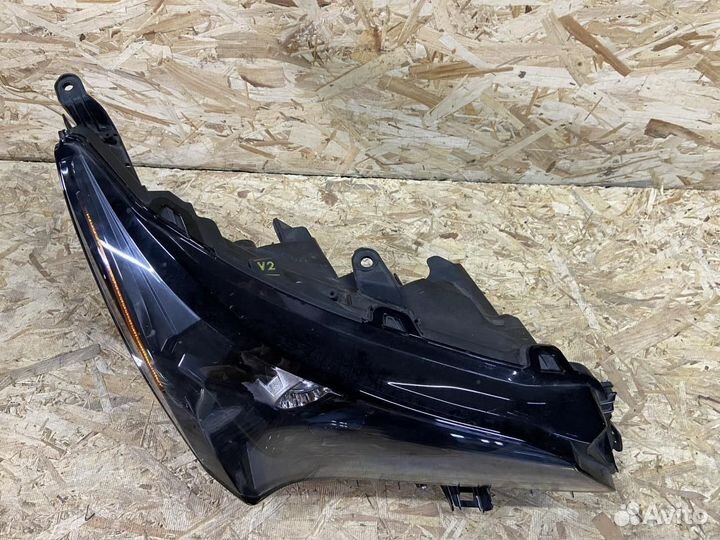 Фара передняя правая LED Lexus NX I Рестайлинг