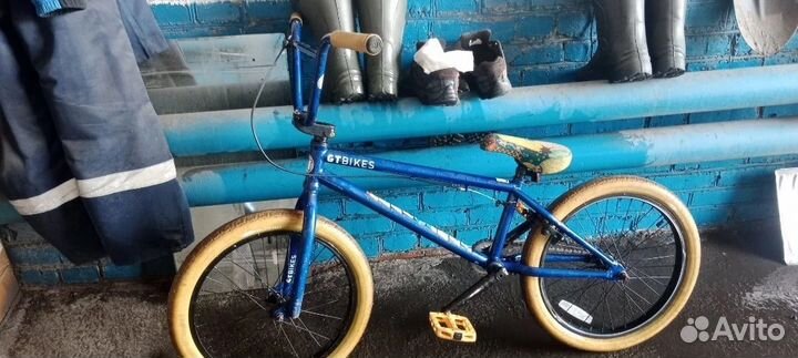 Bmx GT синего цвета