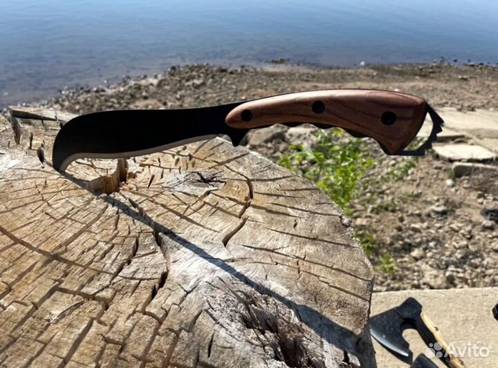 Топор цельнометаллический