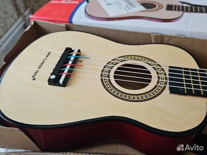 Детская гитара