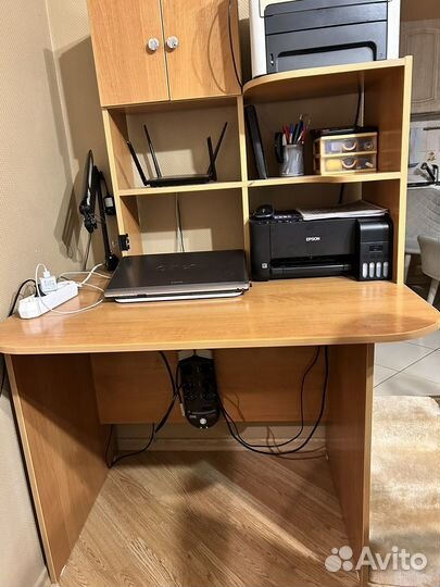Компьютерный стол