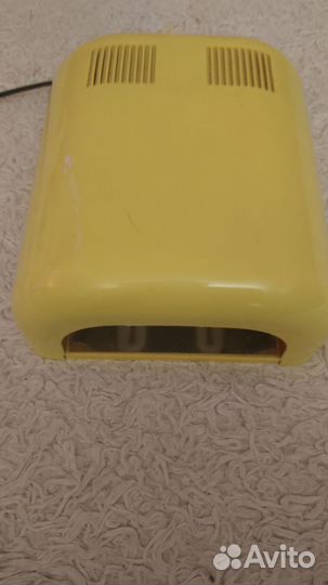 Лампа для ногтей