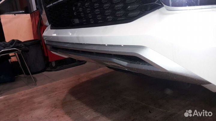 Накладка на бампер pajero sport