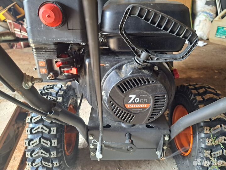 Садовая техника снегоуборщик