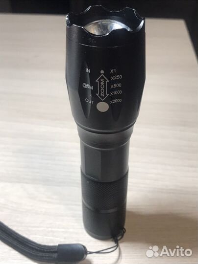 Тактический фонарик