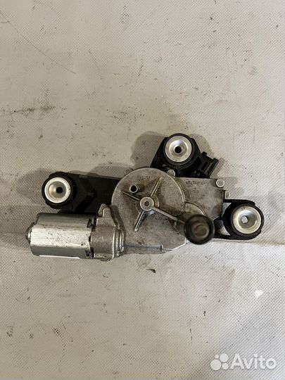 Моторчик заднего стеклоочистителя Ford Focus 3