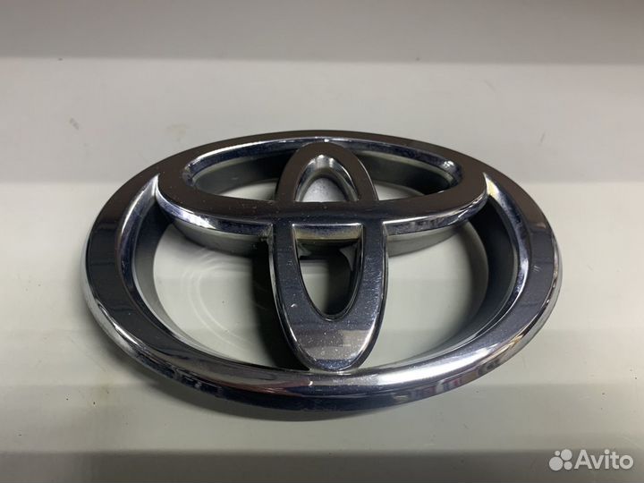 Значок (эмблема) Toyota на решетку рад. Celsior
