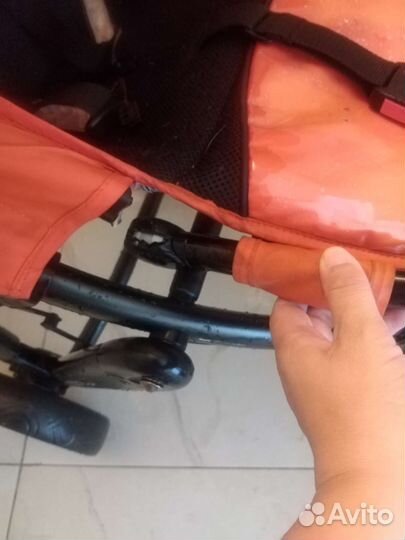 Прогулочная коляска