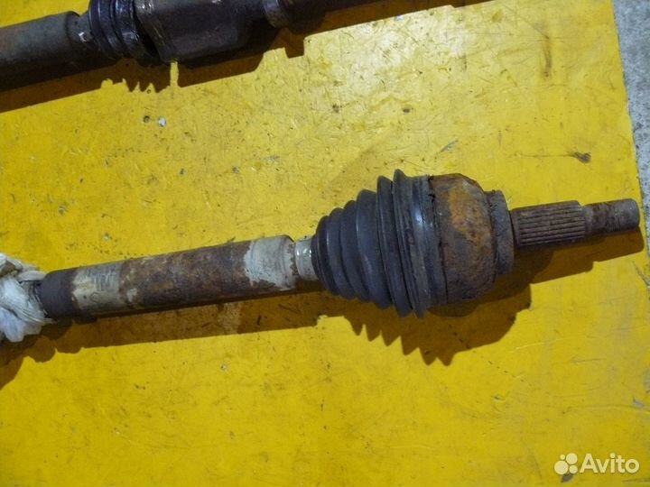 Приводной вал для Renault Laguna II 2,0л