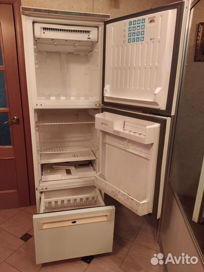 Холодильник stinol