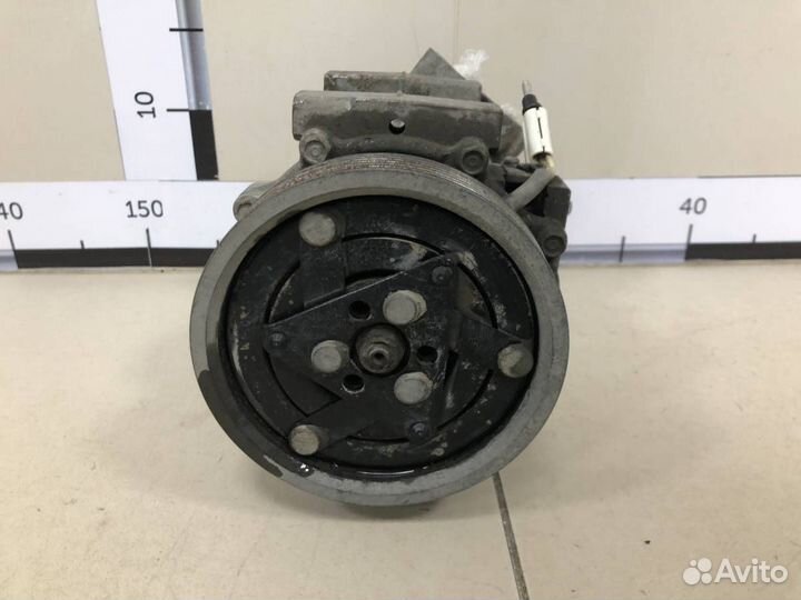 Компрессор системы кондиционирования Renault Logan