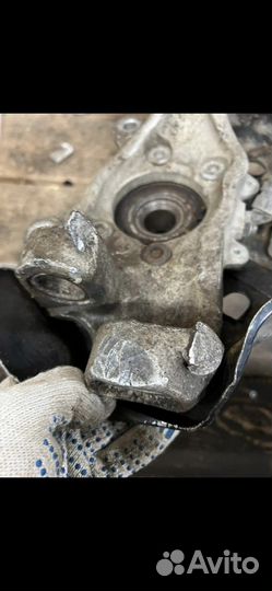 Audi a8 д3 поворотный кулак