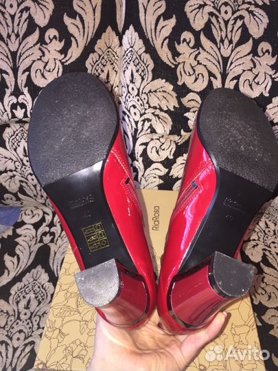 Ботинки новые нат. Лаковая кожа 40 р