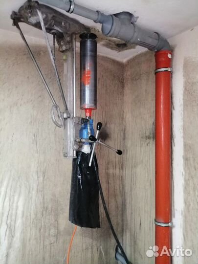 Алмазное бурение(сверление) отверстий. Алмазная ре