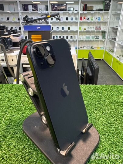 iPhone 15, 128 ГБ