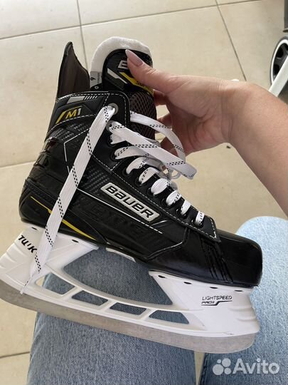 Хоккейные коньки бауэр