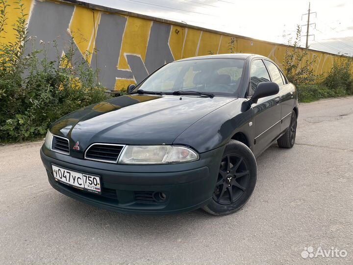Mitsubishi Carisma, 2000