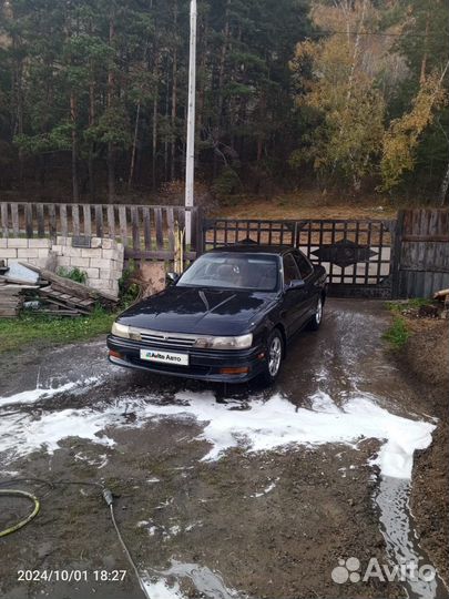 Toyota Vista 1.8 AT, 1992, 374 000 км