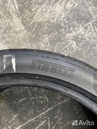 Pirelli P Zero 275/35 R20