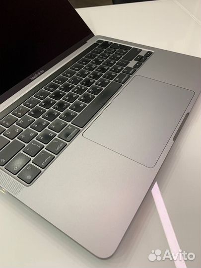 Apple MacBook Pro 13 (2020) m1 16gb 512gb