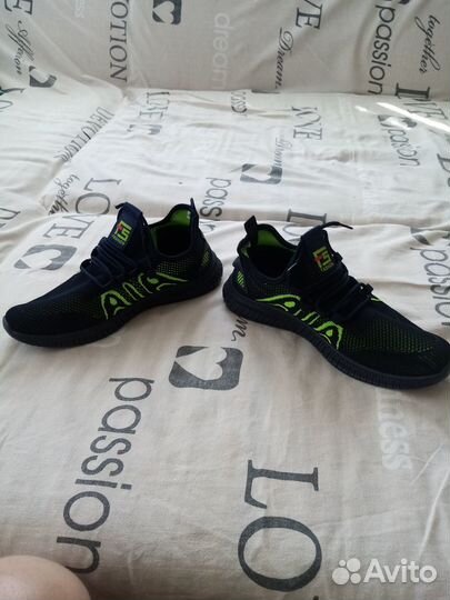 Кроссовки беговые, кроссовые Найк 44 размер