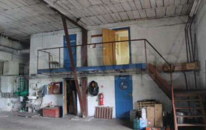 Нежилое здание, 500 м²