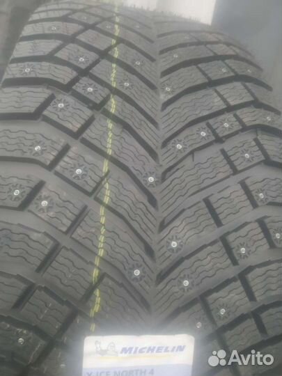 Michelin X-Ice North 4 285/45 R21