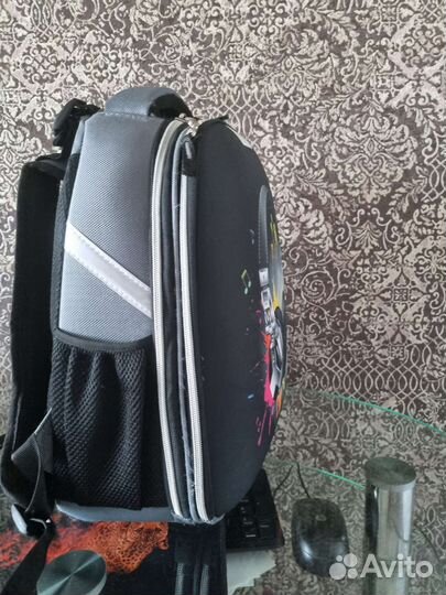 Школьный рюкзак