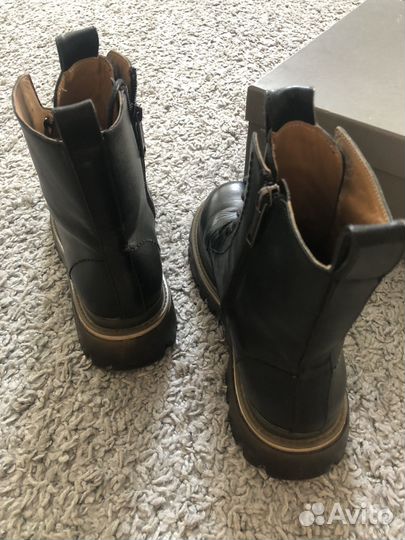 Ботинки женские