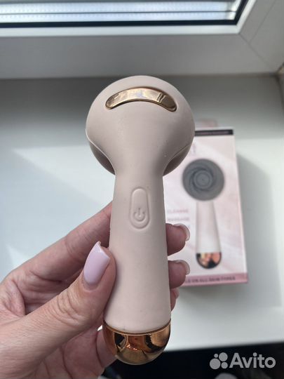 Вибромассажер для лица