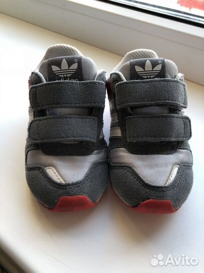 Кроссовки adidas 21