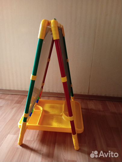 Мольберт Ника