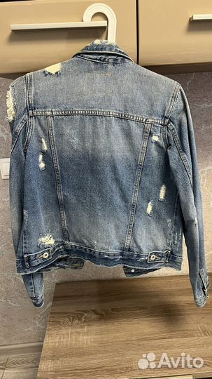 Джинсовая куртка