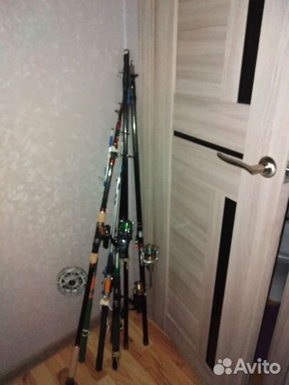 Продам карповые удилища, спинингм