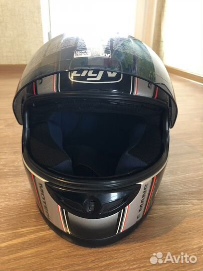 Мотошлем AGV