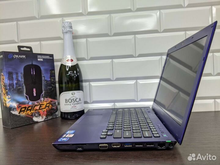 Ультрабук Sony Vaio на i3 с видеокартой