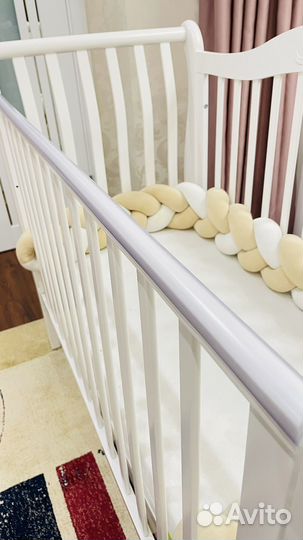 Комплект детская кроватка, пеленальный стол комод