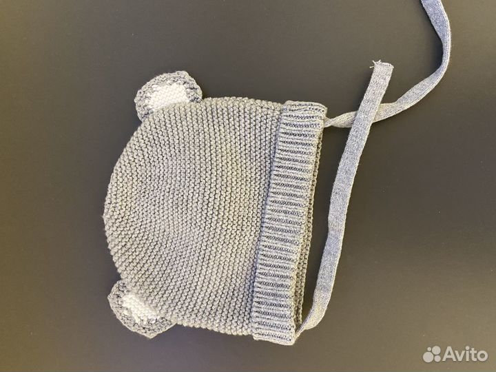 Шапочка вязаная новая на новорожденного