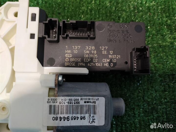 Мотор стеклоподъёмника передний правый Peugeot 40