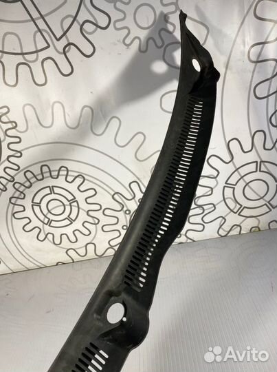 Решетка под лобовое стекло Seat Exeo 1 2008